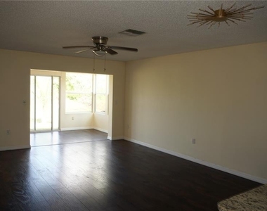 7602 Danube Drive - Photo Thumbnail 5