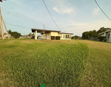 21385 Gibralter Drive - Photo Thumbnail 10