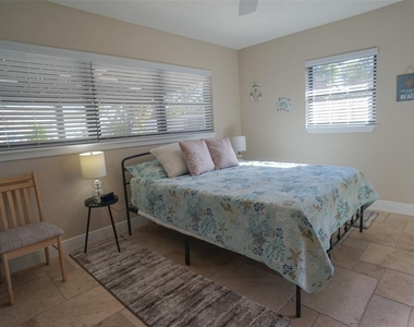 929 Lantana Avenue - Photo Thumbnail 21
