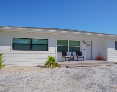 929 Lantana Avenue - Photo Thumbnail 39