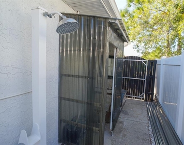 929 Lantana Avenue - Photo Thumbnail 34