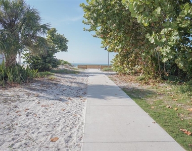 929 Lantana Avenue - Photo Thumbnail 36