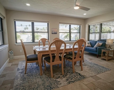 929 Lantana Avenue - Photo Thumbnail 44
