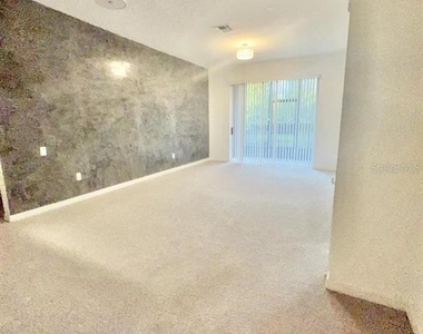 1357 Venezia Court - Photo Thumbnail 6