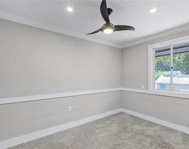 311 E 8th Avenue - Photo Thumbnail 23