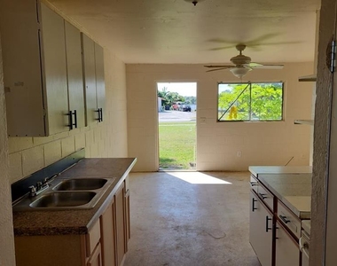 2222 W South Street - Photo Thumbnail 2