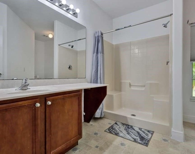 820 Grantham Drive - Photo Thumbnail 28