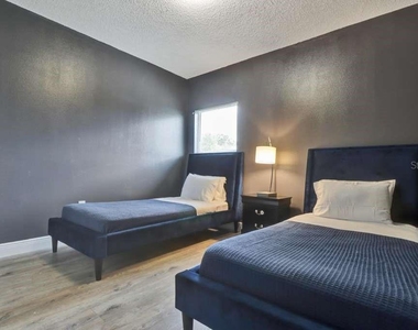 820 Grantham Drive - Photo Thumbnail 20