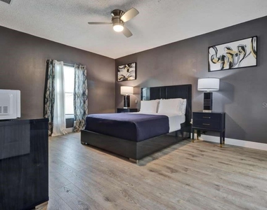 820 Grantham Drive - Photo Thumbnail 22