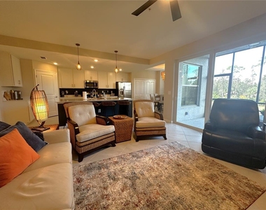 14221 Heritage Landing Boulevard - Photo Thumbnail 12