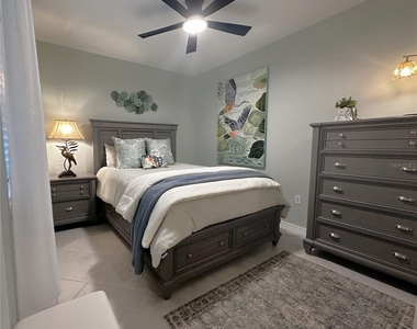 14221 Heritage Landing Boulevard - Photo Thumbnail 20