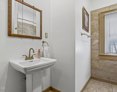 1546 Upson Dr Drive - Photo Thumbnail 16