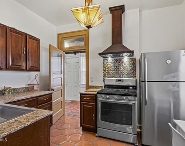 1546 Upson Dr Drive - Photo Thumbnail 12
