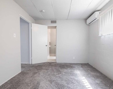 239 W Cleveland Avenue - Photo Thumbnail 5