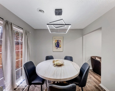 3715 Clearwater Drive - Photo Thumbnail 12