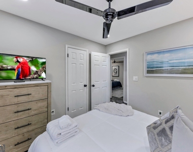3715 Clearwater Drive - Photo Thumbnail 6
