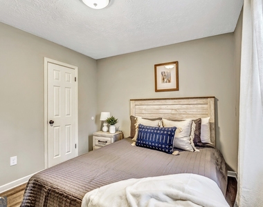 3017 Valley View Drive - Photo Thumbnail 20