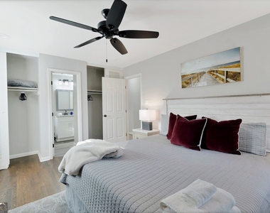 2480 Powers Ferry Drive Se - Photo Thumbnail 11