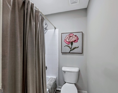 2660 Indian Lake Drive - Photo Thumbnail 18