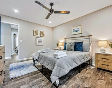 1440 Glynn Oaks Drive Sw - Photo Thumbnail 16