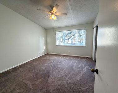 9914 Nw 56th Place - Photo Thumbnail 20