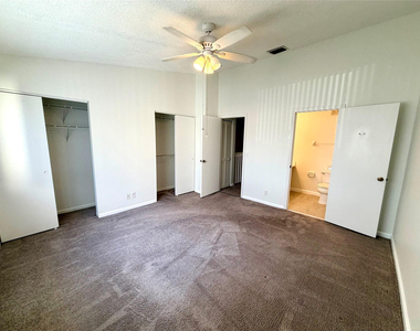 9914 Nw 56th Place - Photo Thumbnail 21