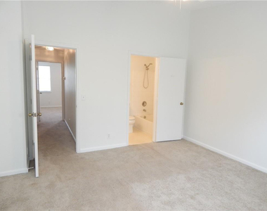 9914 Nw 56th Place - Photo Thumbnail 8