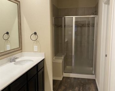 573 La Grange Drive - Photo Thumbnail 11