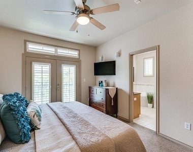 1207 Beaconsfield Lane - Photo Thumbnail 30