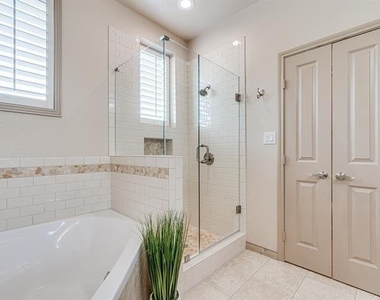 1207 Beaconsfield Lane - Photo Thumbnail 20