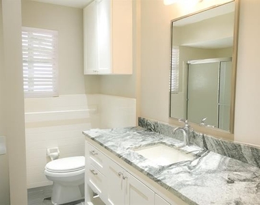 6159 Bandera Avenue - Photo Thumbnail 9