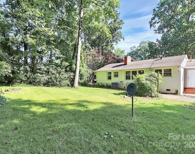 228 Seneca Place - Photo Thumbnail 32