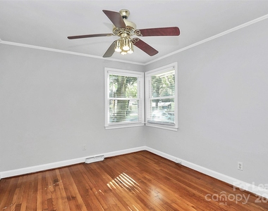 228 Seneca Place - Photo Thumbnail 23