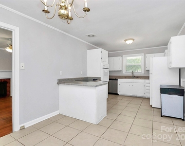228 Seneca Place - Photo Thumbnail 13