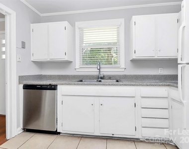 228 Seneca Place - Photo Thumbnail 12