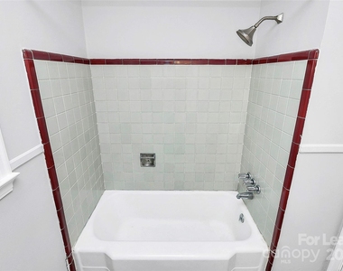228 Seneca Place - Photo Thumbnail 26
