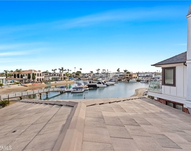 13 Balboa - Photo Thumbnail 29