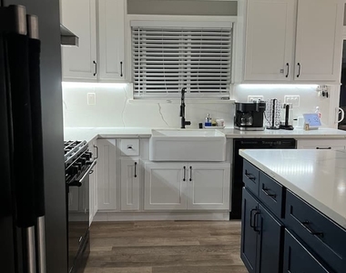5382 Marietta - Photo Thumbnail 17