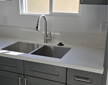 1428 E 54th - Photo Thumbnail 2