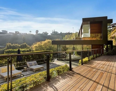 1331 Belfast Drive - Photo Thumbnail 20