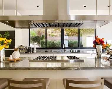 1331 Belfast Drive - Photo Thumbnail 9