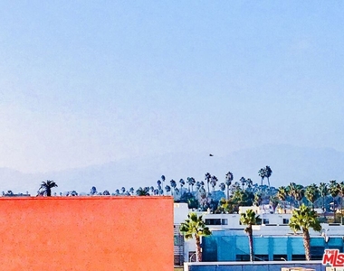 1241 5th Street - Photo Thumbnail 10
