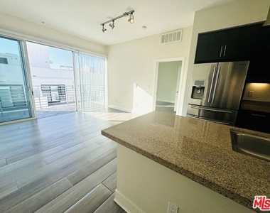 1241 5th Street - Photo Thumbnail 26