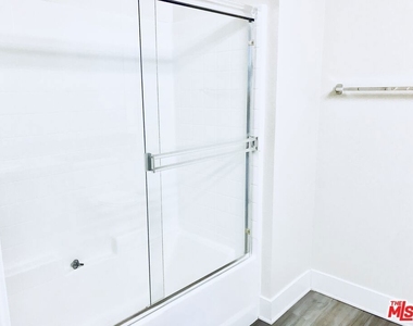 1241 5th Street - Photo Thumbnail 19
