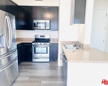 1241 5th Street - Photo Thumbnail 21