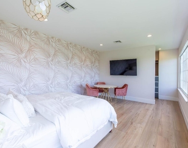 14432 Rolling Rock Place (house) Place - Photo Thumbnail 12