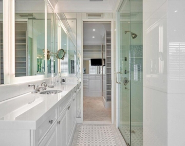 12 Lagomar Road - Photo Thumbnail 27