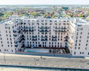 100 W Broadway - Photo Thumbnail 26