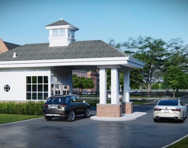 300 Carleton Avenue - Photo Thumbnail 1