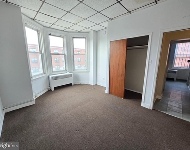 5315 Master Street - Photo Thumbnail 7
